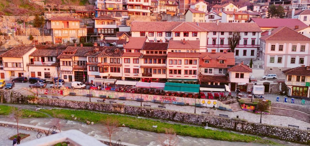 Studio Apartment In Center With Panoramic Old Town View Prizren Bagian luar foto