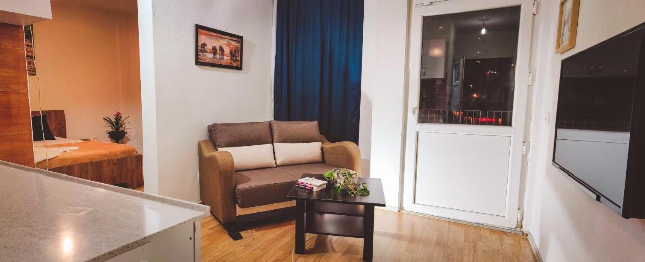 Studio Apartment In Center With Panoramic Old Town View Prizren Bagian luar foto